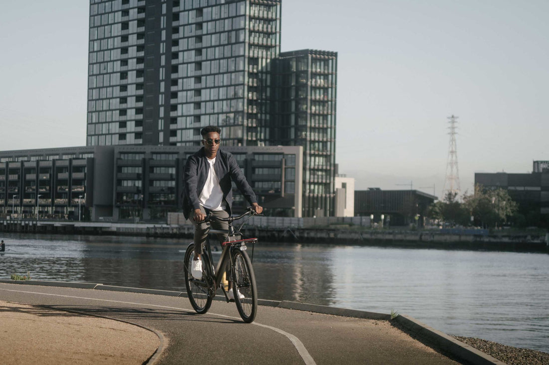 Lekker Bikes Amsterdam electric bike benefits of cycling health