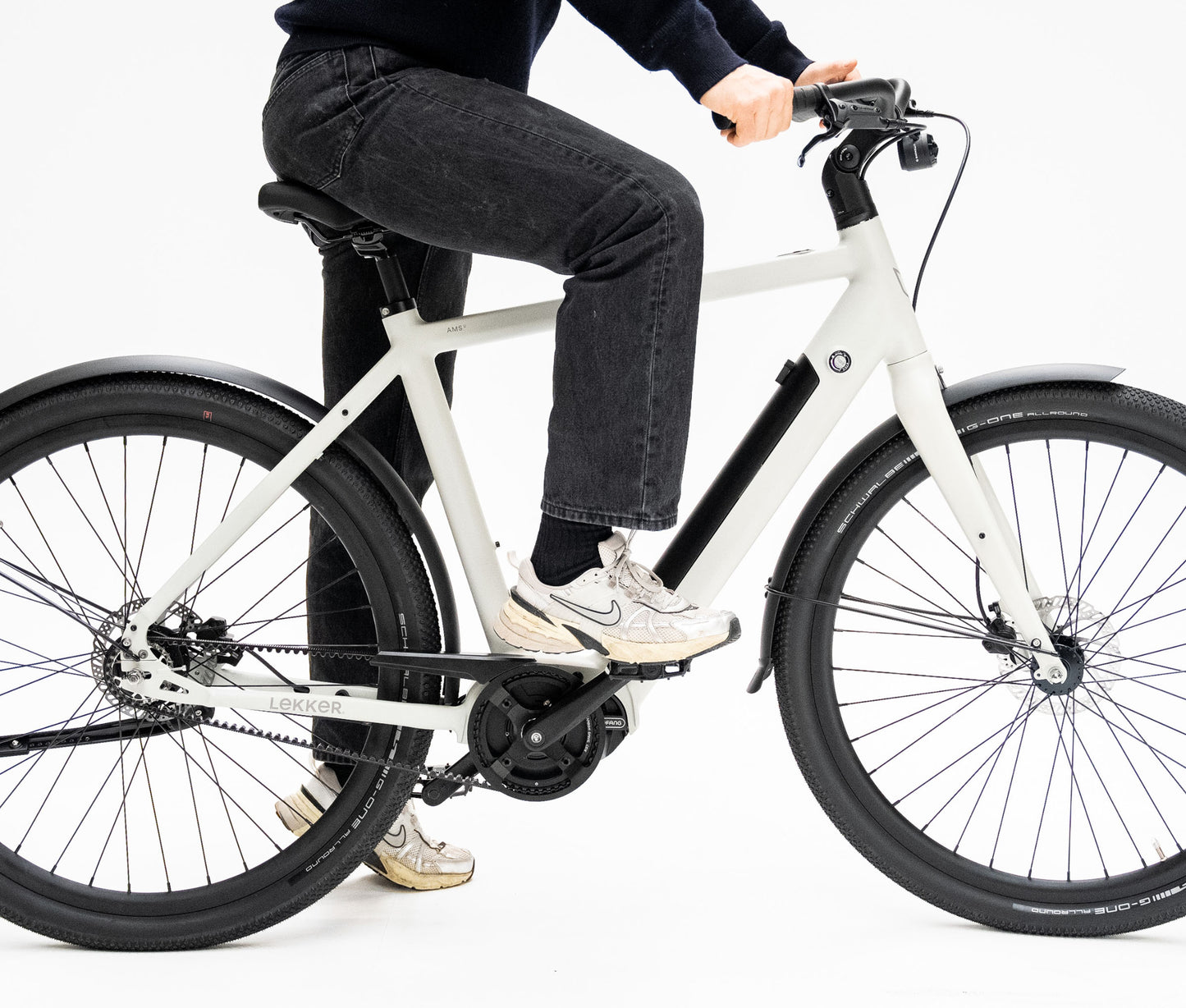 Amsterdam_Urban_Back_Alpine White_Alpine Wit_Alpine Weiß_Lifestyle_2