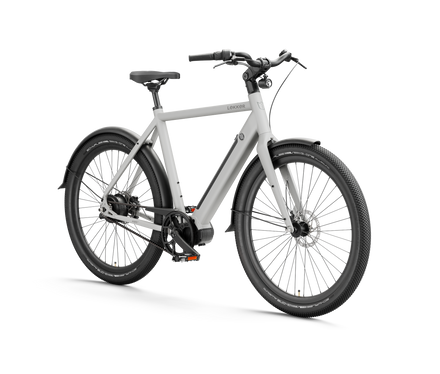 Amsterdam GTS Alpine White Front Right Side_Alpine Weiß_Alpine Wit